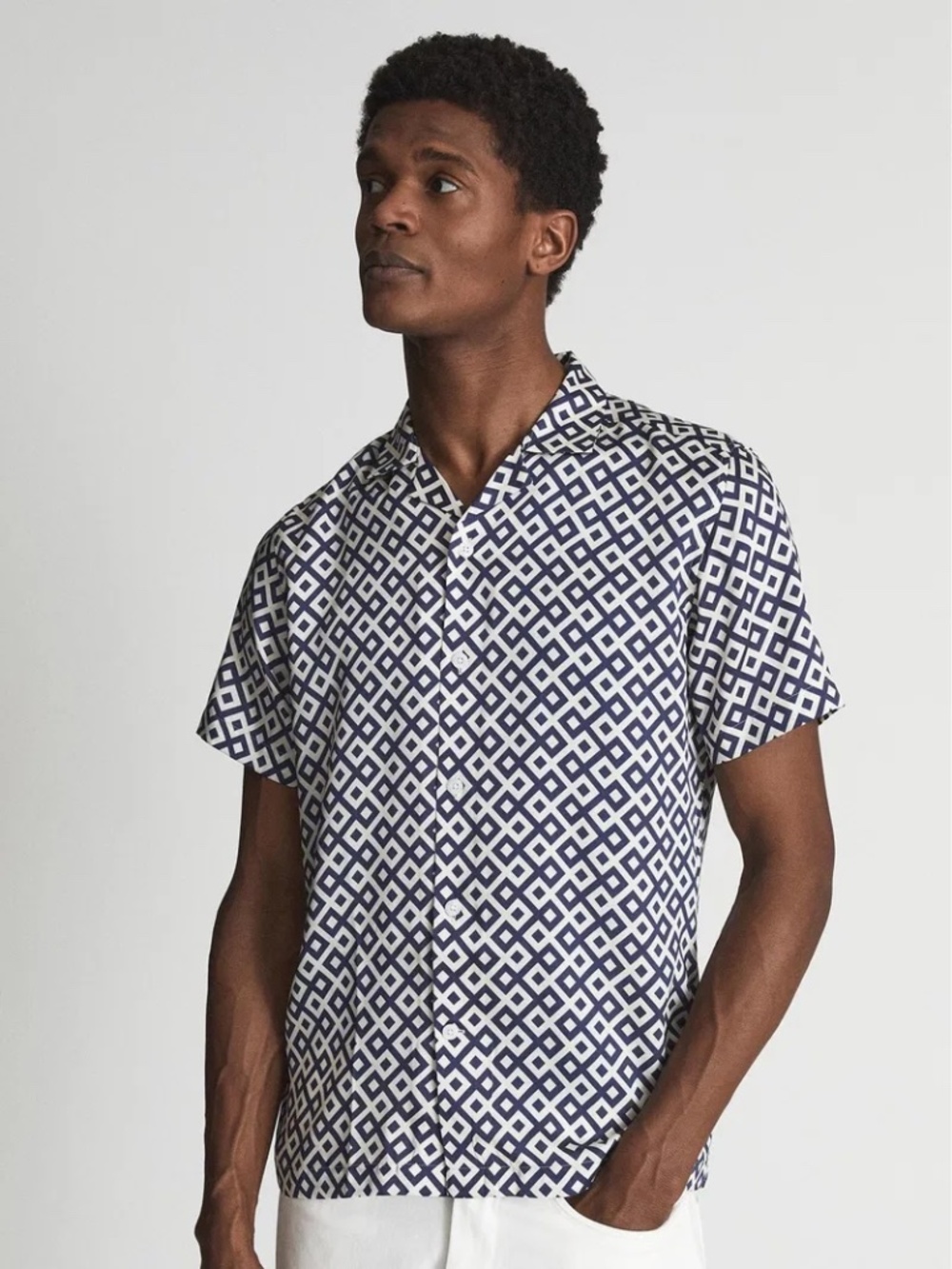 REISS Valencia Cuban Collar Geo Print Shirt in Navy